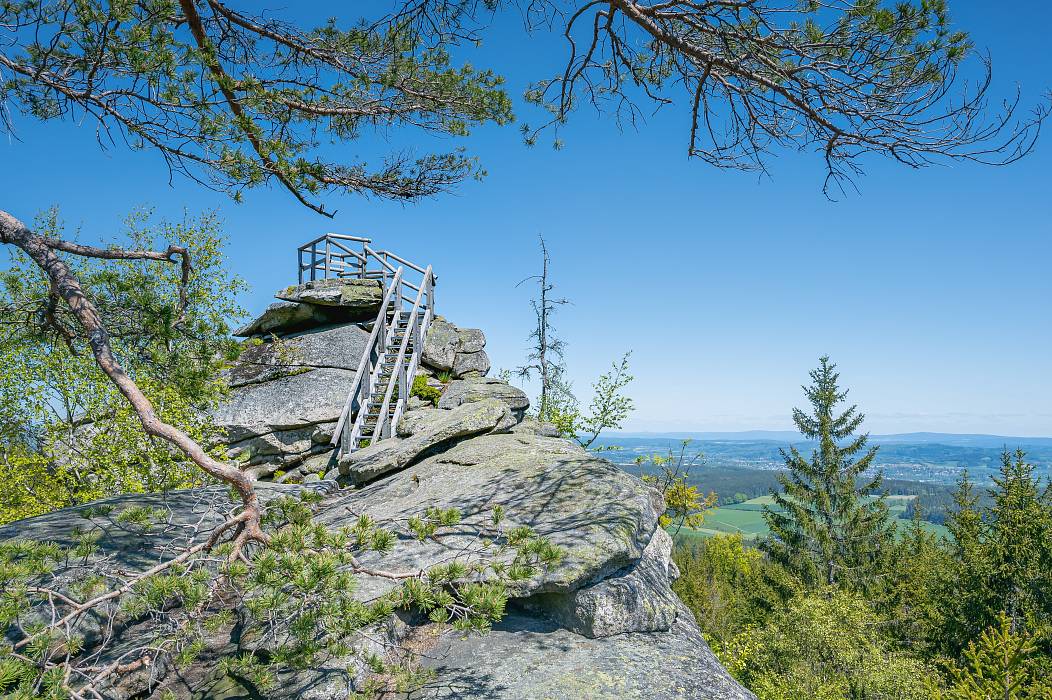 Rock path with lookout tower in Upper Franconian Fichtel Mountains